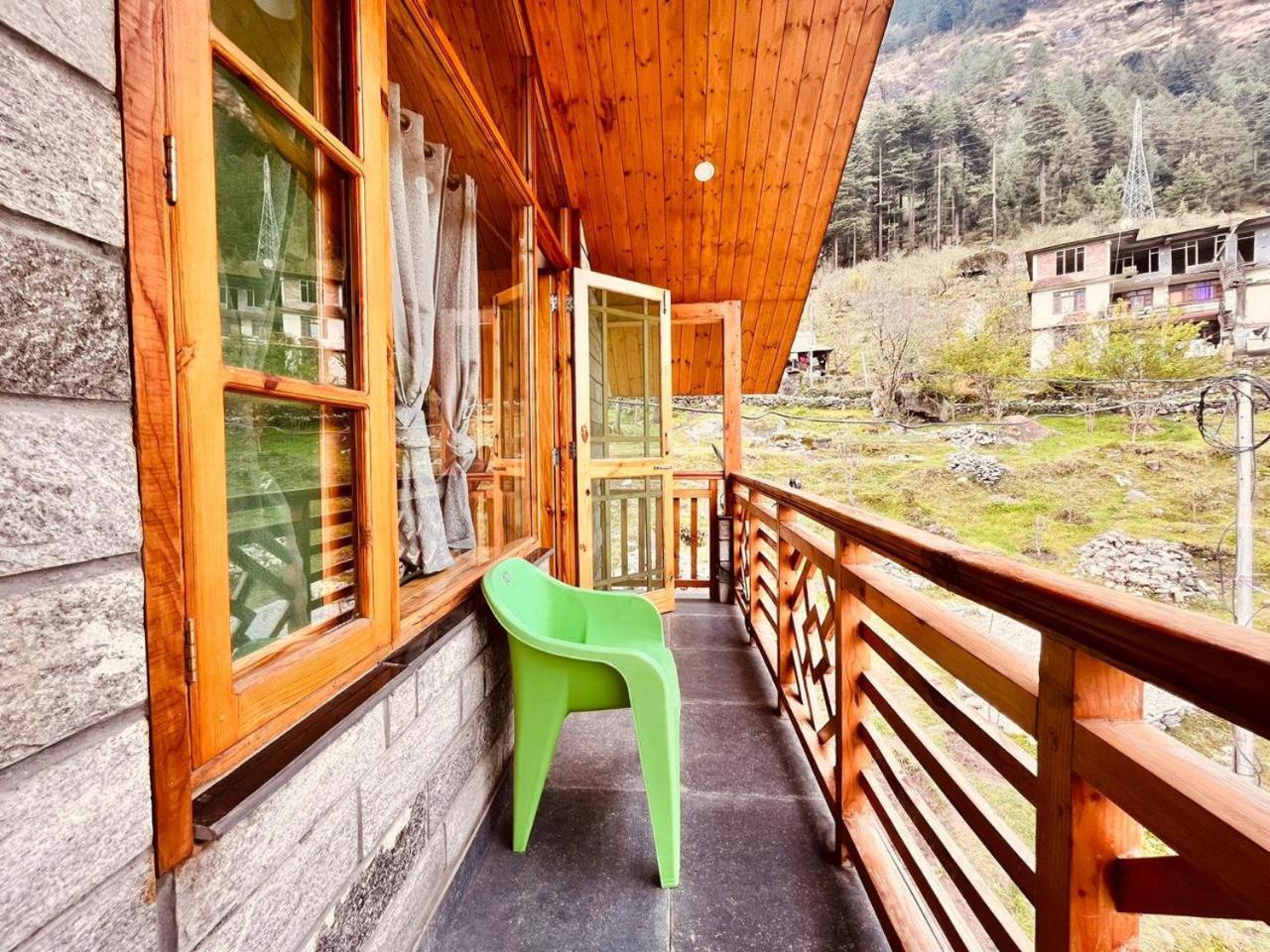 The Rohtang Chalet Hotel Manali  Ngoại thất bức ảnh