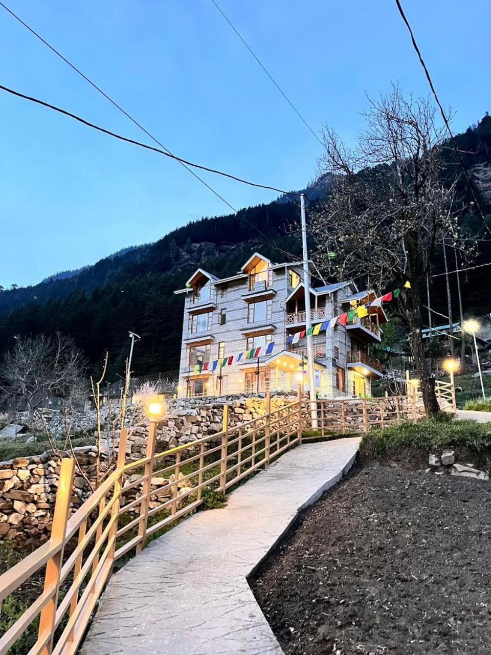 The Rohtang Chalet Hotel Manali  Ngoại thất bức ảnh